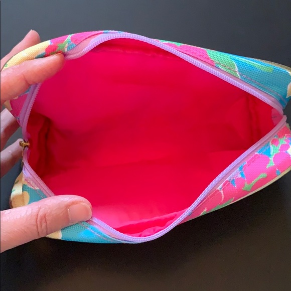 Lilly Pulitzer for Estée Lauder make up case - Picture 3 of 5
